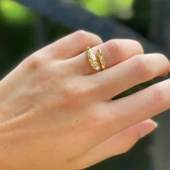 AND COPENHAGEN Shiny Twist Ring