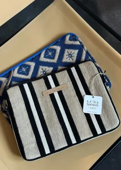 LUNA MOON Laptop Sleeve Svinkloev Black