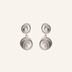 PERNILLE CORYDON Shell Flower Earrings