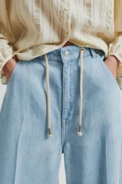 SECOND FEMALE Irvin Denim Jeans Light Blue
