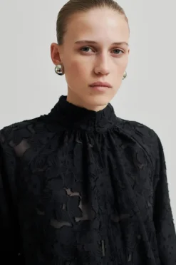 SECOND FEMALE Stary Blouse Sort