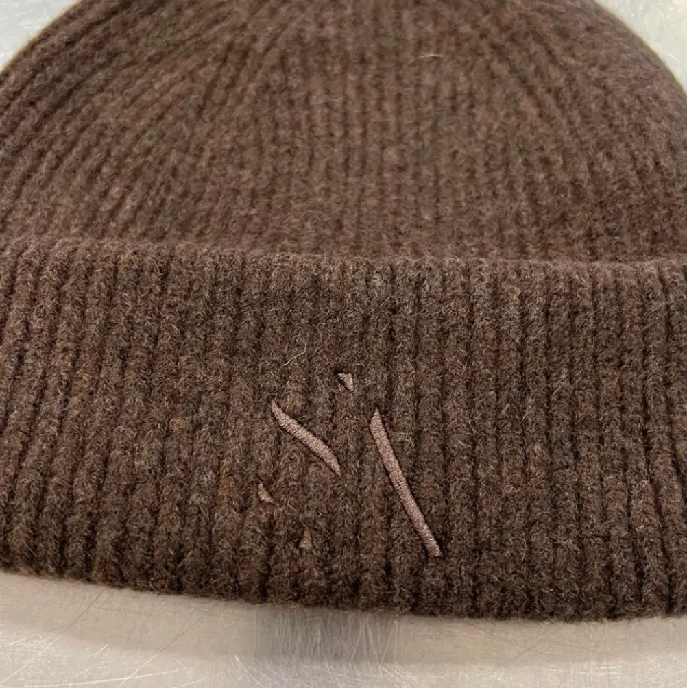 SUI AVA Signe Beanie Coca Mocha